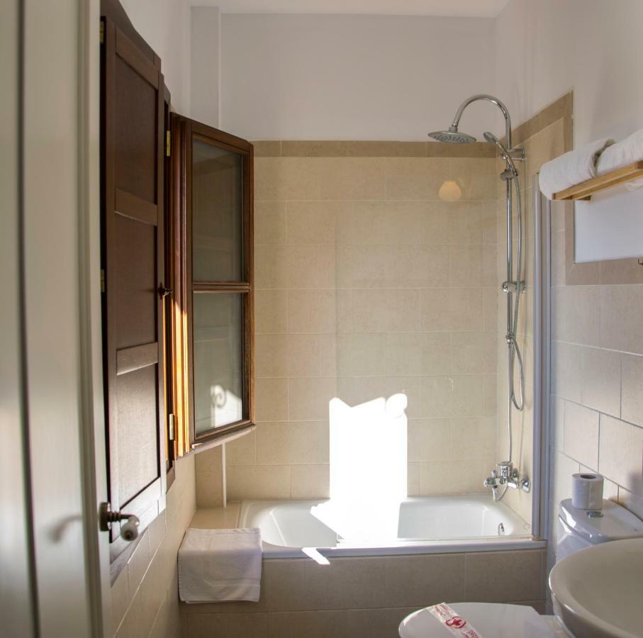 Hotel Mariantonia Чиклана-де-ла-Фронтера Экстерьер фото